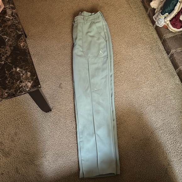 Cyan colored pants from Jordan sized medium - Picture 4 of 5